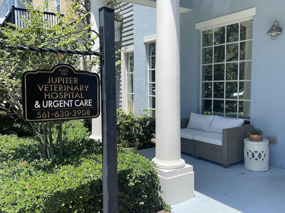 Jupiter Veterinary Hospital & Urgent Care photo 1
